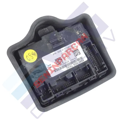 4M0959793C - KAPI KONTROL ÜNİTESİ