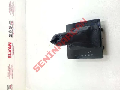 3V1713203A - VİTES KAPAĞI - Used Original