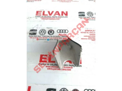 8X0857593AA - KABLO KANALI ÜST PARÇA - Used Original