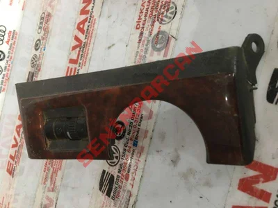 7H1857189A - ÖN GÖĞSÜN SÜS ÇITASI - Used Original