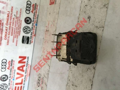 2D0959561C - İÇ LAMBA DÜĞMESİ - Used Original