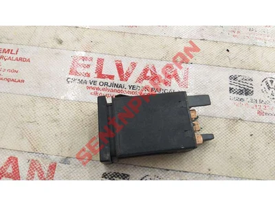 3B0959235D - DÖRTLÜ DÜĞMESİ