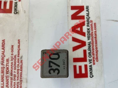 8D0951253 - ROLE