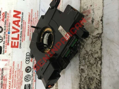 5K0953563T - DİREKSİYON KOLU KOMB. ŞALTERİ