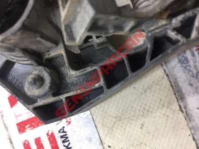 3C0837885F - KAPI KOLU BRAKETI