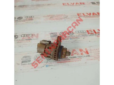 095919823F - SENSOR