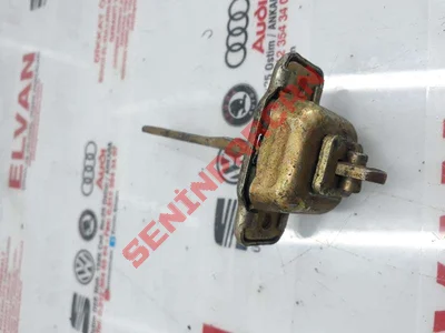 6K4839249A - KAPI MENTESE LASTIGI - Used Original