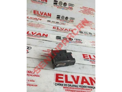 5C5919237 - KİLİTLEME SİLİNDİRİ OLAN ÖN - Used Original