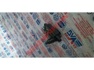 8V0862153A - DEPO KAPAK MOTORU - Used Original