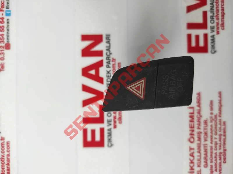 8R1941509A - DÖRTLÜ İKAZ LAMBASININ DÜĞMESİ