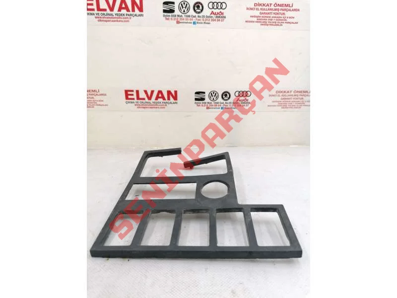 7D1858100A - DÜĞME YUVASI