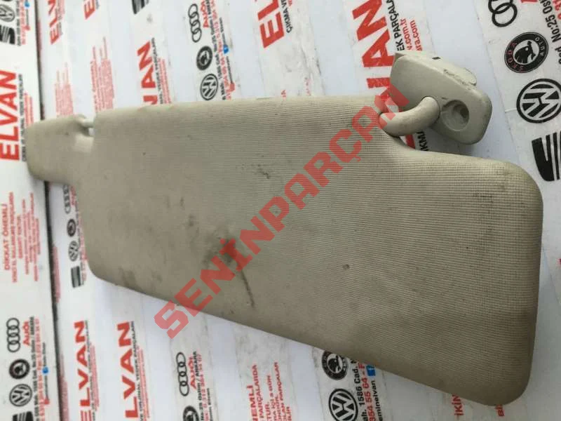 1U0857551 - AYDINLATMALI AYNA VE KORUYUCU.