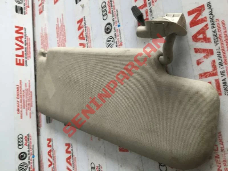 3C0857551 - AYDINLATMALI AYNA VE KORUYUCU.