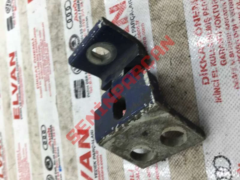 7D0831401 - KAPI KOLU IC