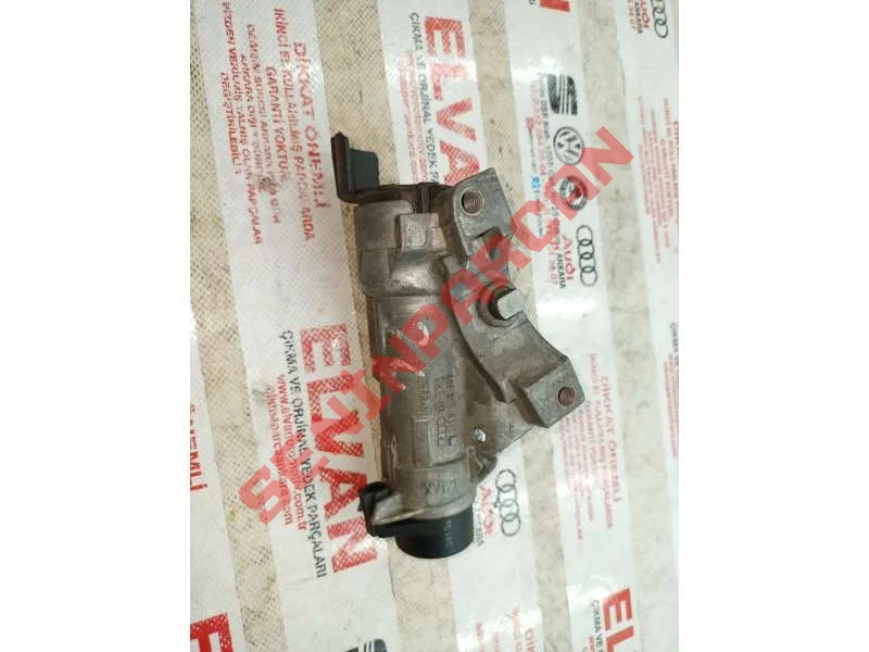 6R0905851D - DIREKSIYON KILIDI