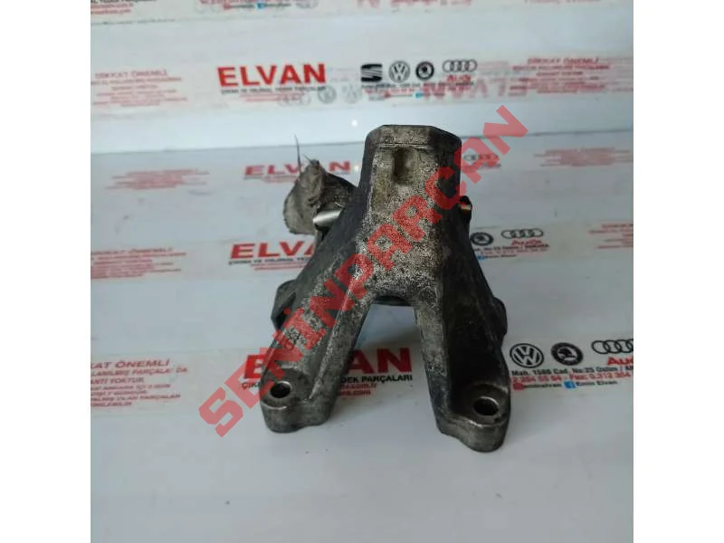 8K0199307AQ - BRAKET