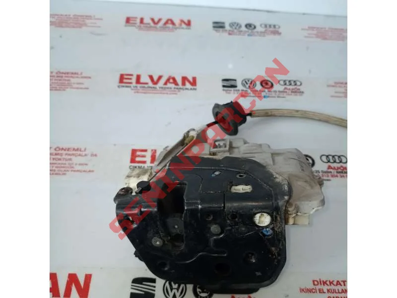 4F1837016 - KAPI KILIDI