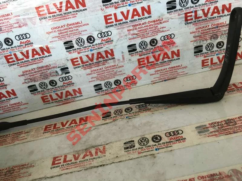 8T1955408A - AERO SİLECEK KOLU