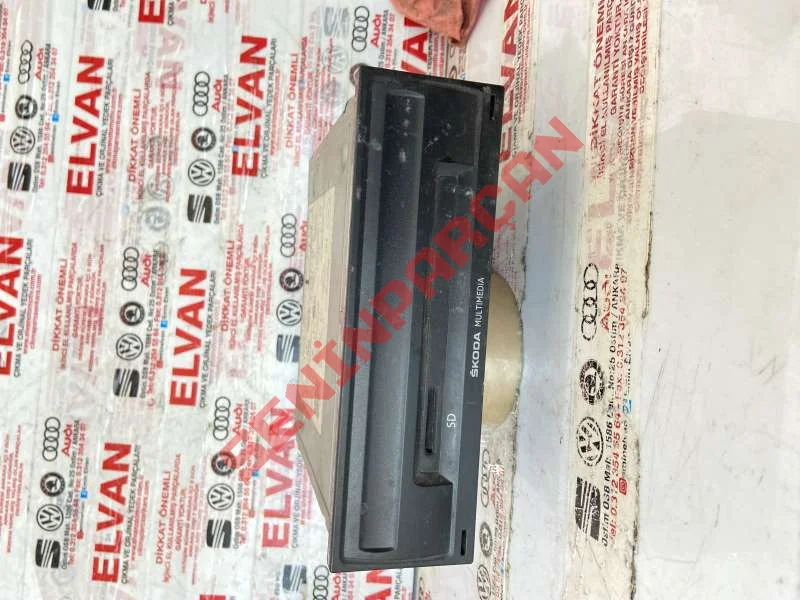 5Q0035819A - BILGI ELEKTRONIGI KONTROL UNITESI