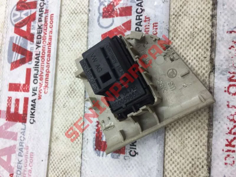 5E0959855 - ELEKTRİKLİ CAM OTOMATİĞİ