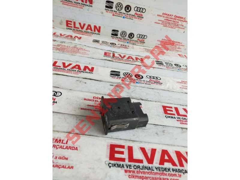 5C5919237 - KİLİTLEME SİLİNDİRİ OLAN ÖN