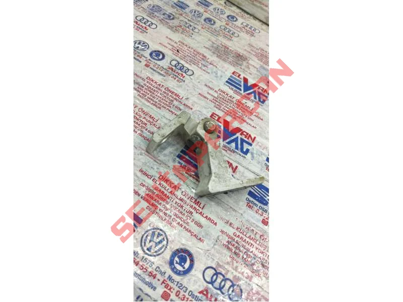 8K0831402H - KAPI MENTESESI