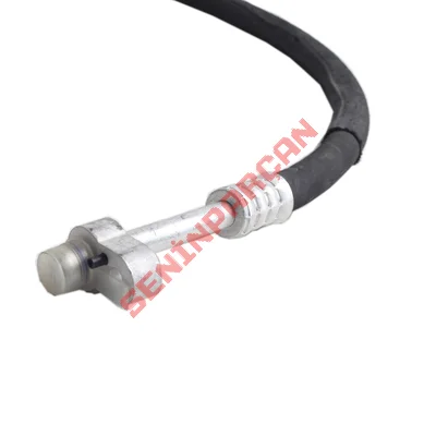 8W0816721AS - KLİMA BORUSU KISA AUDI A4 A5 2016-2019 - İthal Orjinal