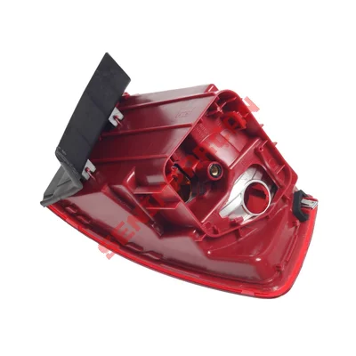 5C6945096E - STOP LAMBASI DIŞ SAĞ JETTA 2011- - İthal