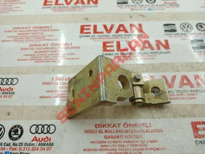 8D0831401B - HINGE