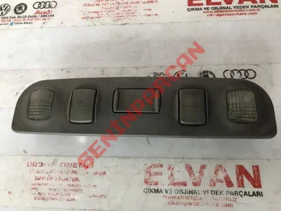 8L4947111 - İÇ VE OKUMA LAMBASI - İkinci El Orjinal