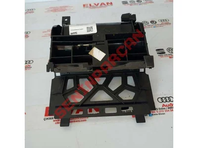 8P0864348 - HALI PASPAS ARKA - İkinci El Orjinal