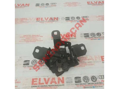 1J0823509 - KAPAK KİLİDİNİN ALT PARÇASI
