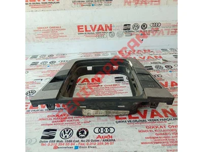 3C0864263 - ORTA KONSOL SİPERİ - İkinci El Orjinal