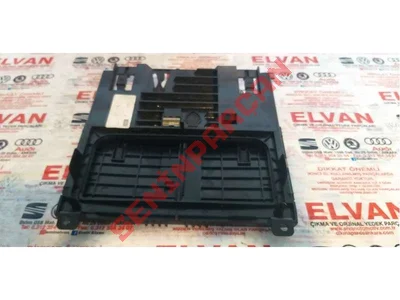 4G0863273A - ORTA KONSOL KAPAĞI - İkinci El Orjinal