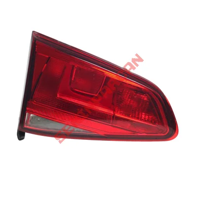 5G0945093R - ARKA SİS LAMBASI BULUNAN