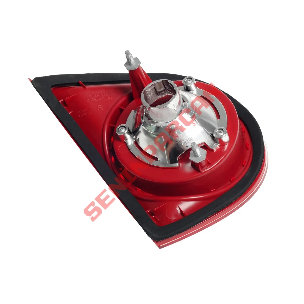 1K6945094E - STOP LAMBASI SAG IC