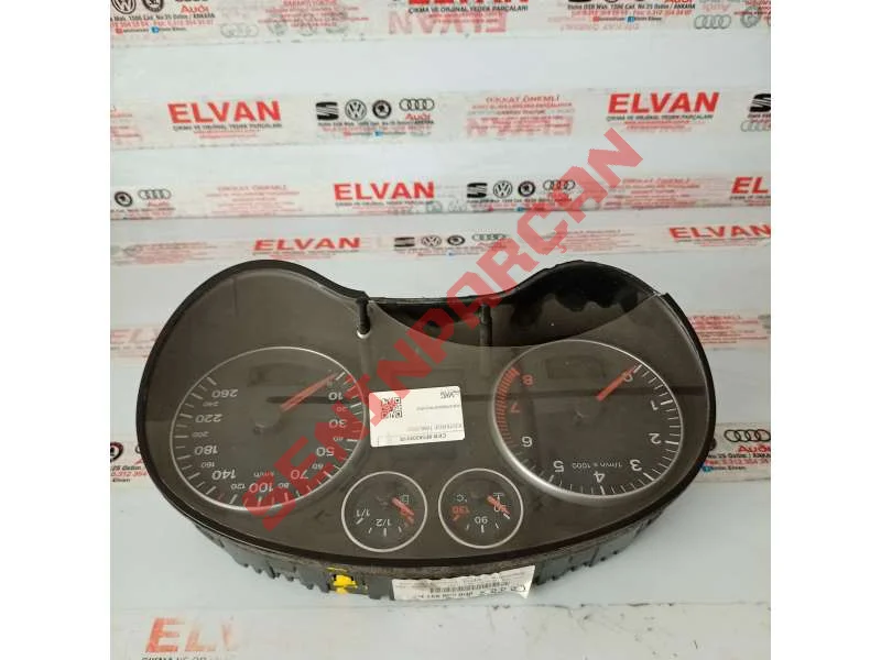 8P0920931R - GÖSTERGE TABLOSU