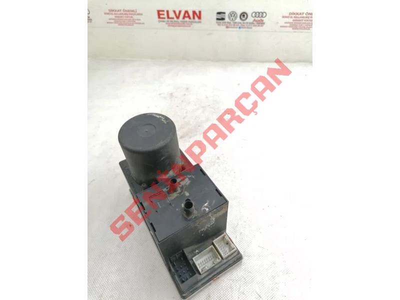 8L0862257 - KONTROL ÜNİTELİ POMPA