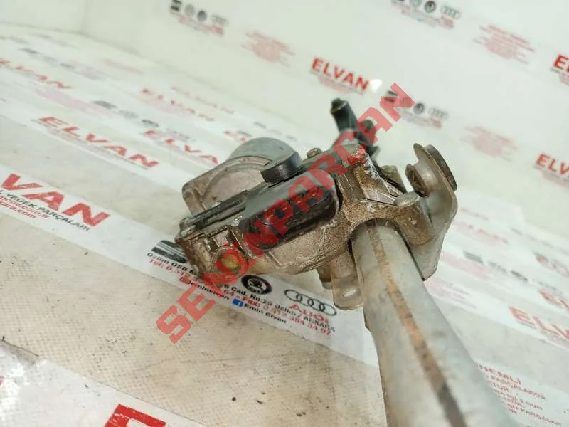 5J1955113A - MOTOR SILECEK ON