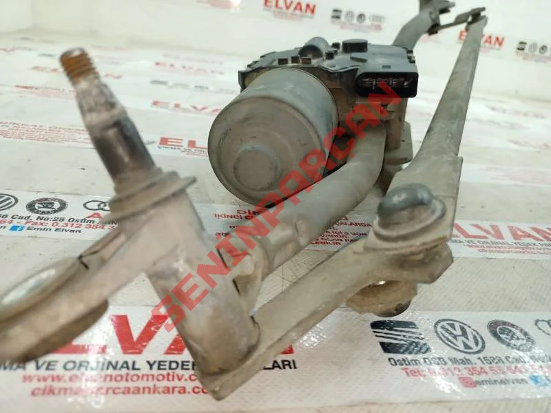 1J1955113C - CAMSILECEKKOLU