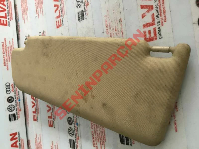 3T0857552 - AYDINLATMALI AYNASI BULUNAN