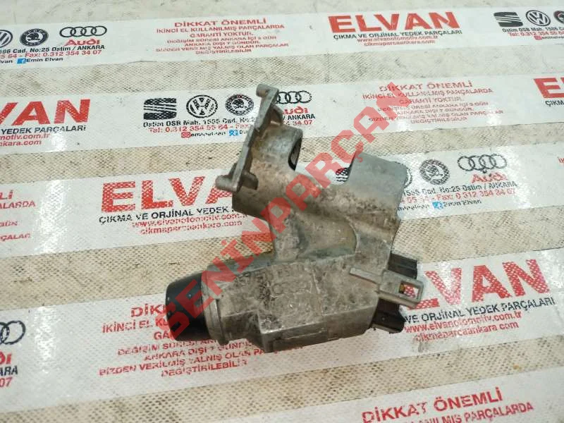 357905851D - DIREKSIYON KILIDI