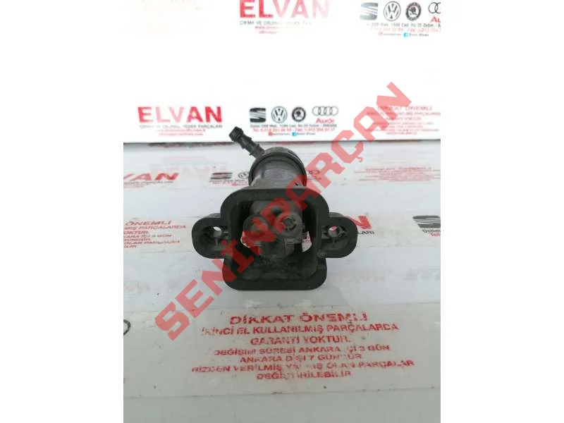 8E0955101 - MEME TAŞIYICISI VE YIKAMA