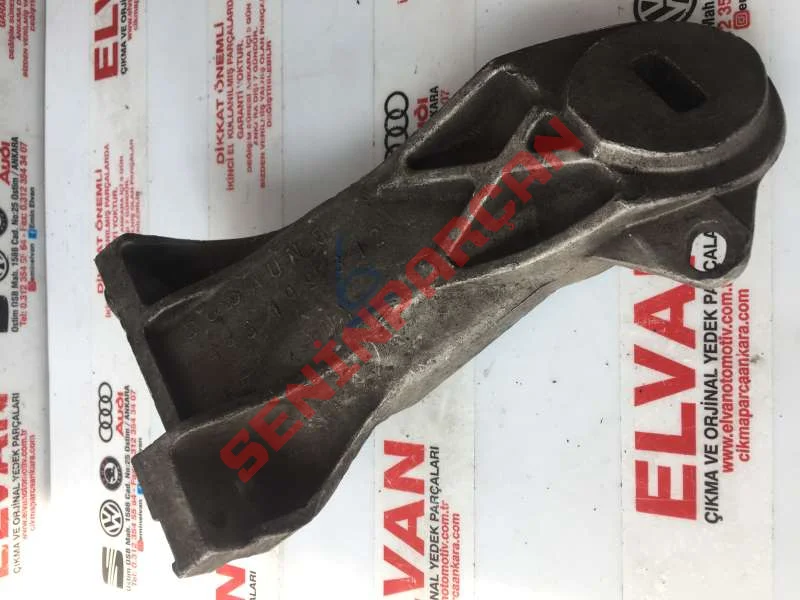 443199312 - BRAKET
