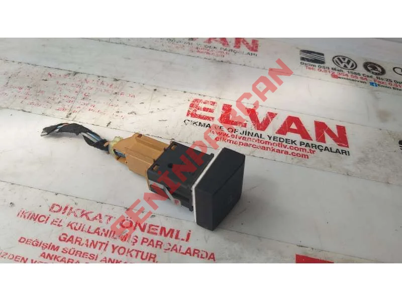 5L0919281 - PARK YARDIMI DÜĞMESİ