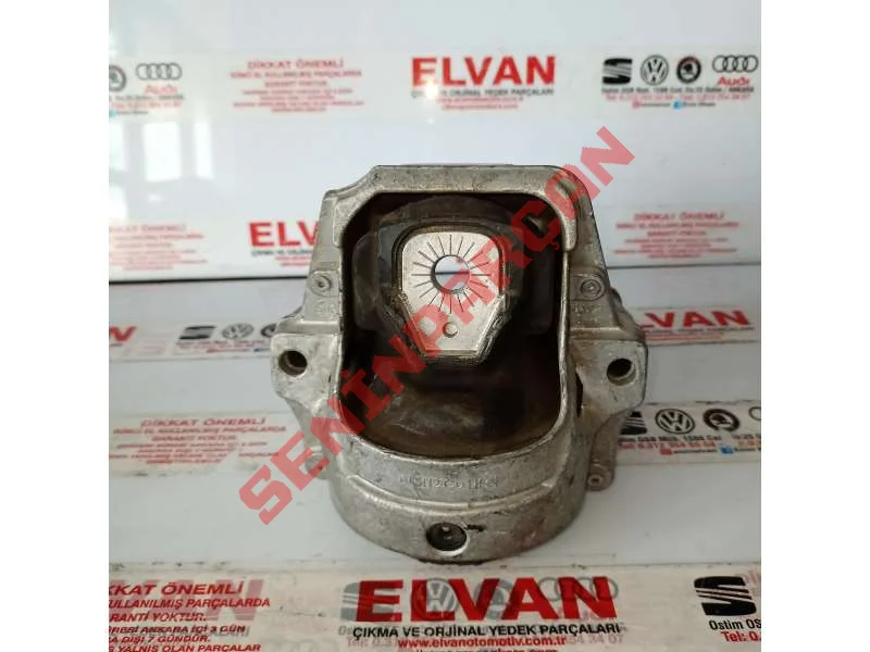 8R0199381AJ - MOTOR TAKOZU