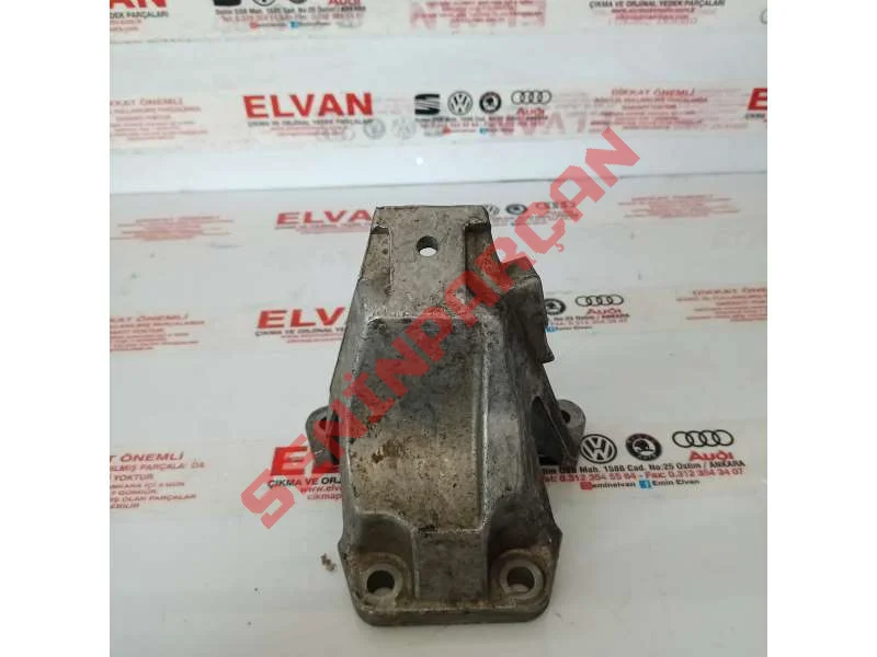 8E0199308H - BRAKET