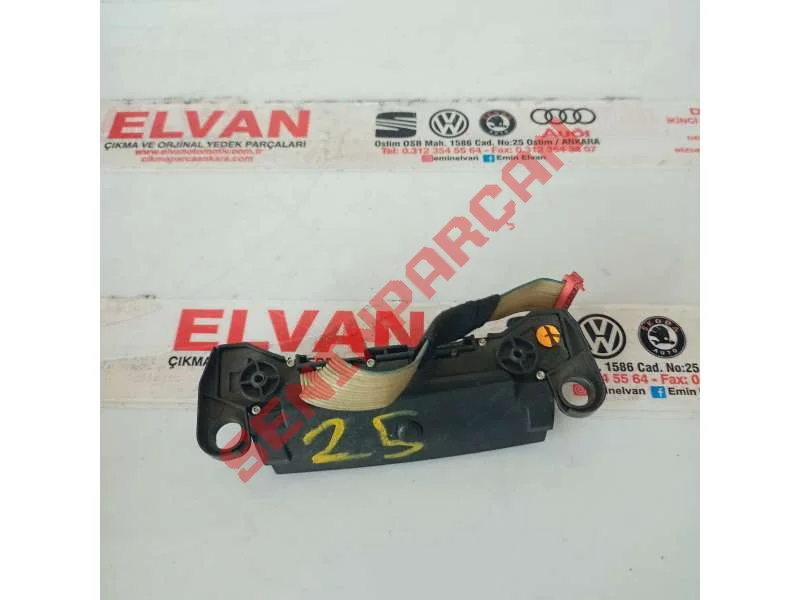 3D0959537E - RADYO VE TELEFON UZAKTAN