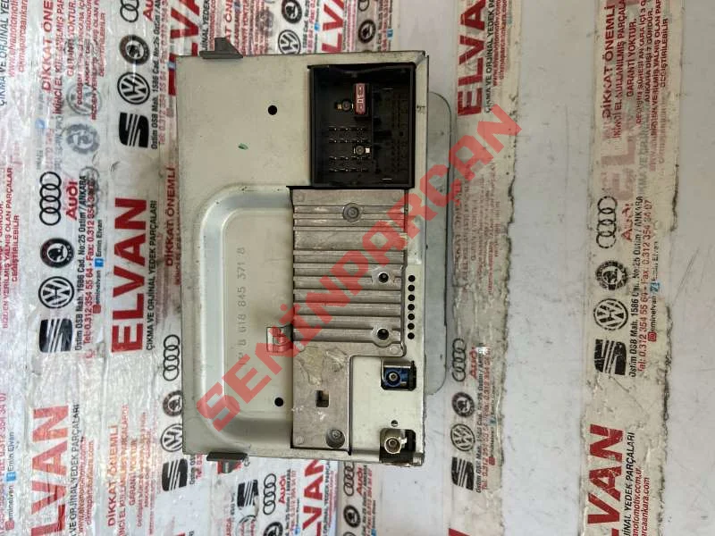 1K0035191G - RADIO