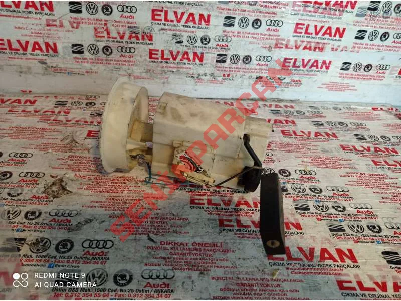 1J0919183D - KABLO SOKETI